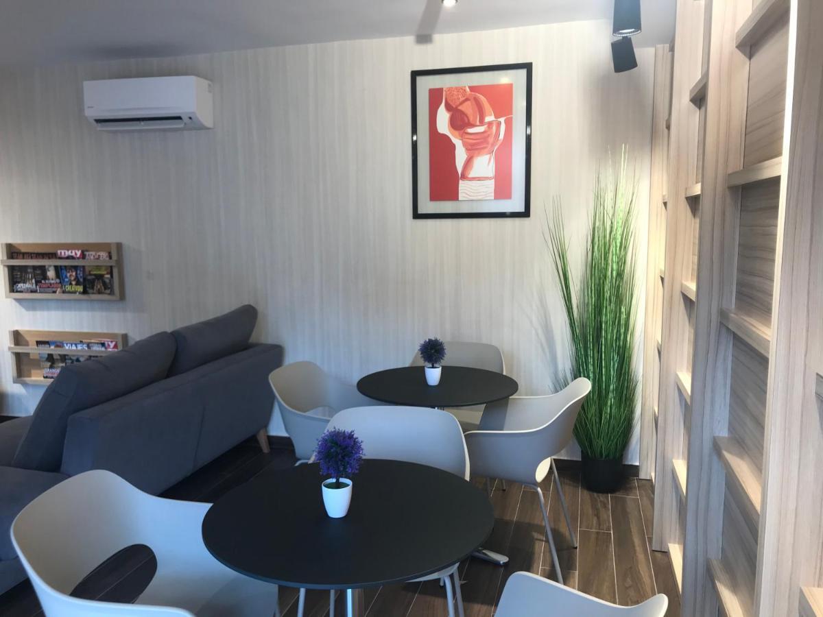 Hotel Dona Blanca Albarracin Bagian luar foto